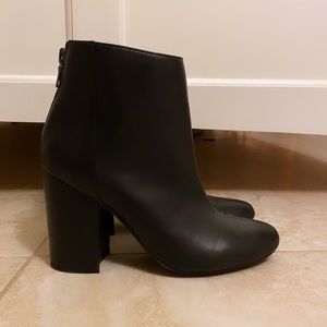 SteveMadden Black Leather Booties